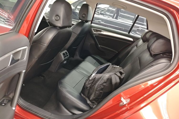 Volkswagen Golf 2020 #17 Volkswagen Golf 2020 car image #17
