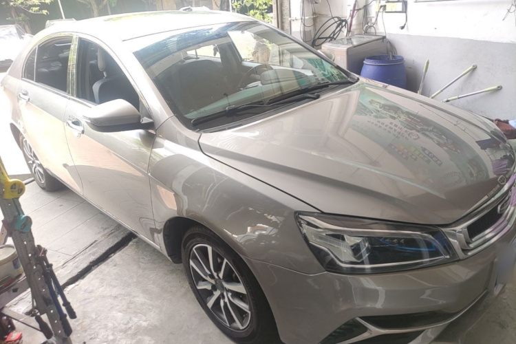 GEELY Emgrand 2020 car image #4