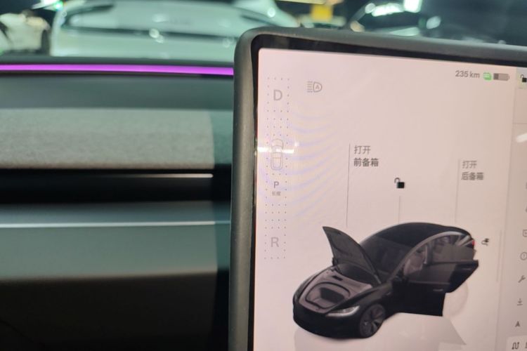Tesla Model 3 2025 #14 Tesla Model 3 2025 car image #14