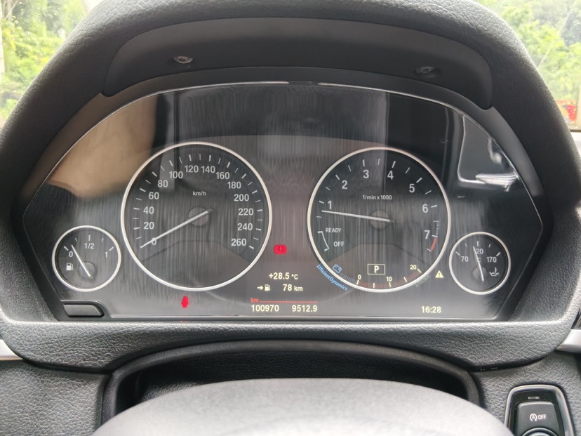 BMW 3 Series 2018 car image #4
