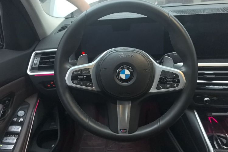 BMW 3 Series 2022 car image #12