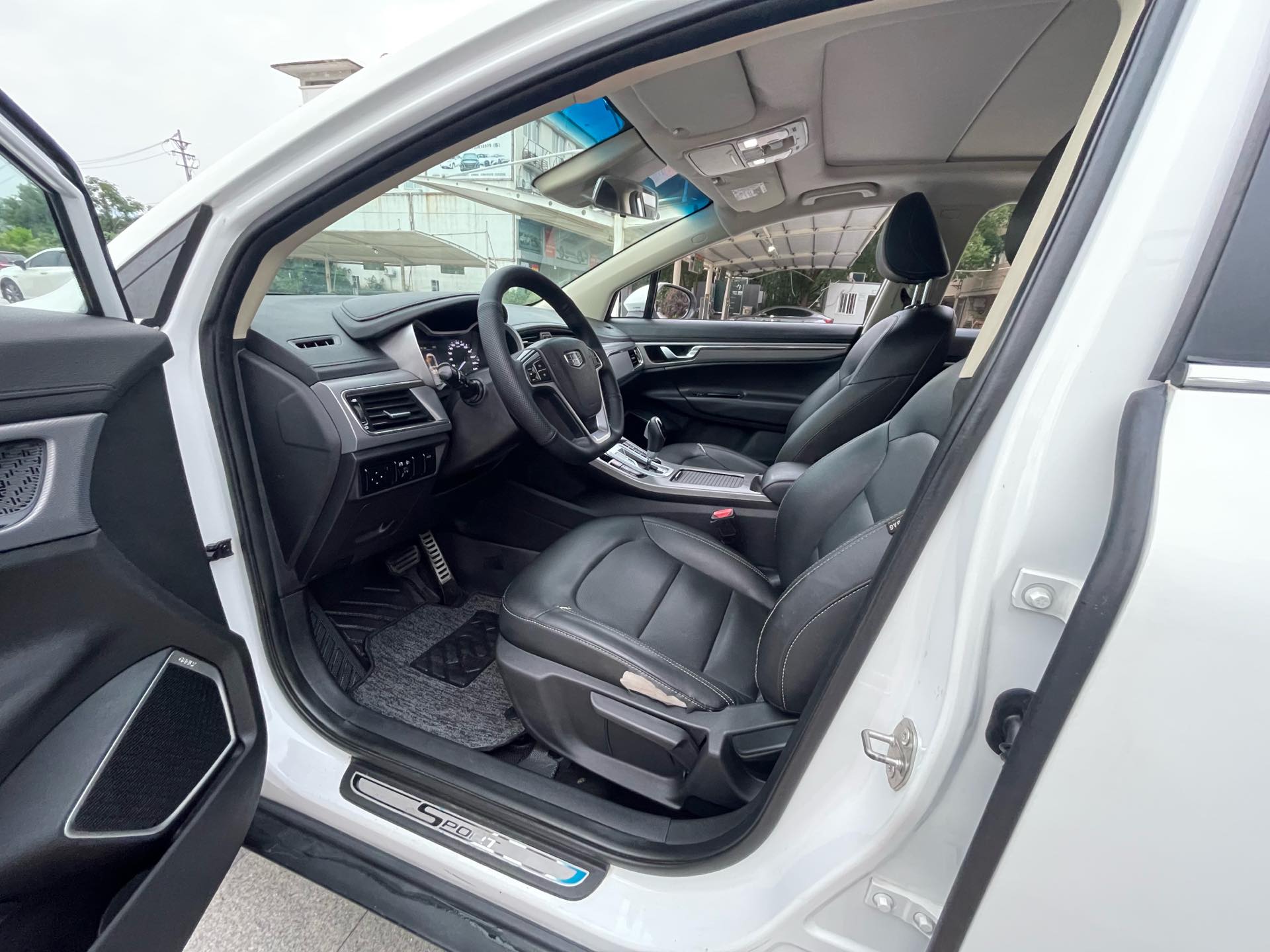 GEELY Emgrand GS 2018 imagem de carro #4