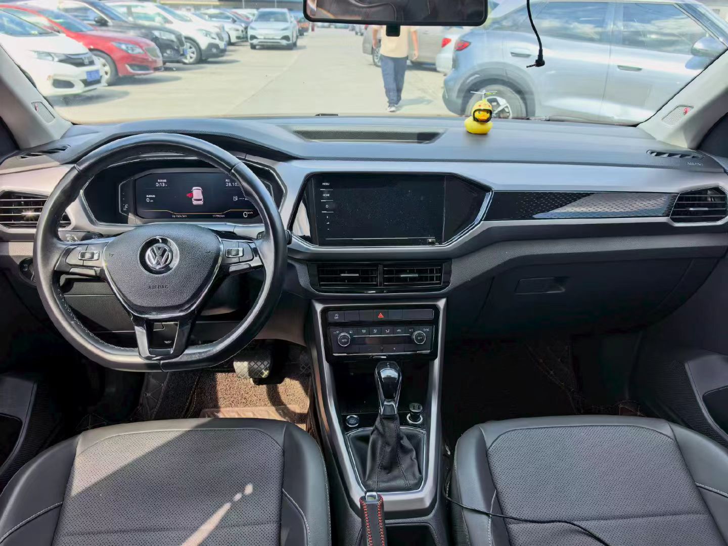 Volkswagen T-Cross 2019 #7 Volkswagen T-Cross 2019 car image #7