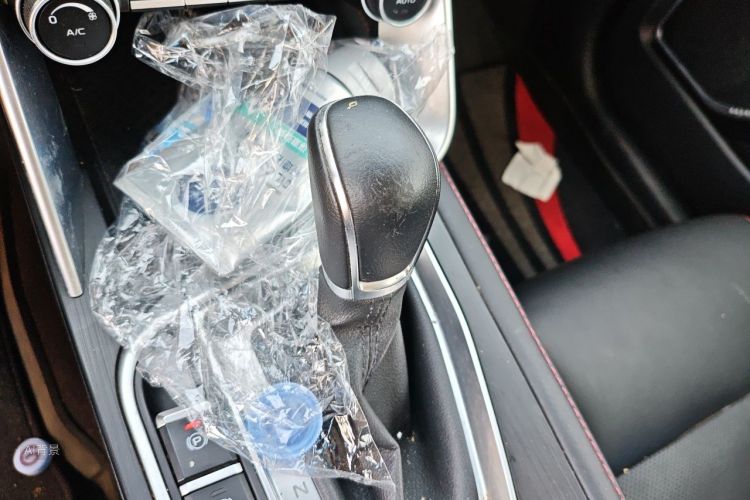 GEELY Binray 2019 #16 GEELY Binray 2019 car image #16