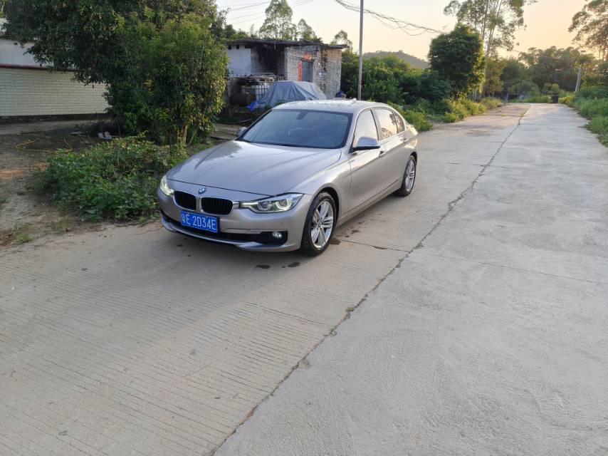 BMW 3 Series 2016 BMW 3 Series 2016 car image