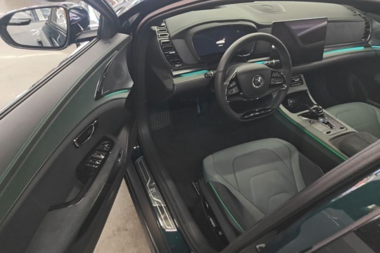 BYD Han 2022 car image #16