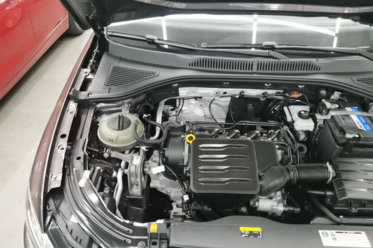 Volkswagen Lavida 2019 car image #23
