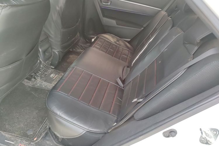 Toyota Corolla 2018 car image #17