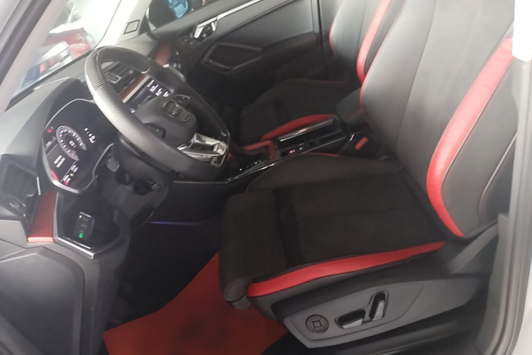 Audi Q3 2023 car image #15