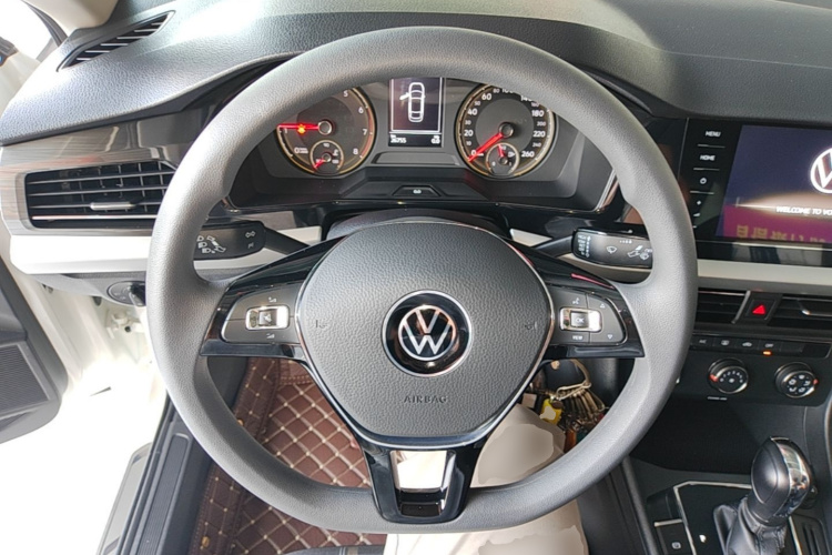 Volkswagen Lavida 2021 #11 Volkswagen Lavida 2021 car image #11