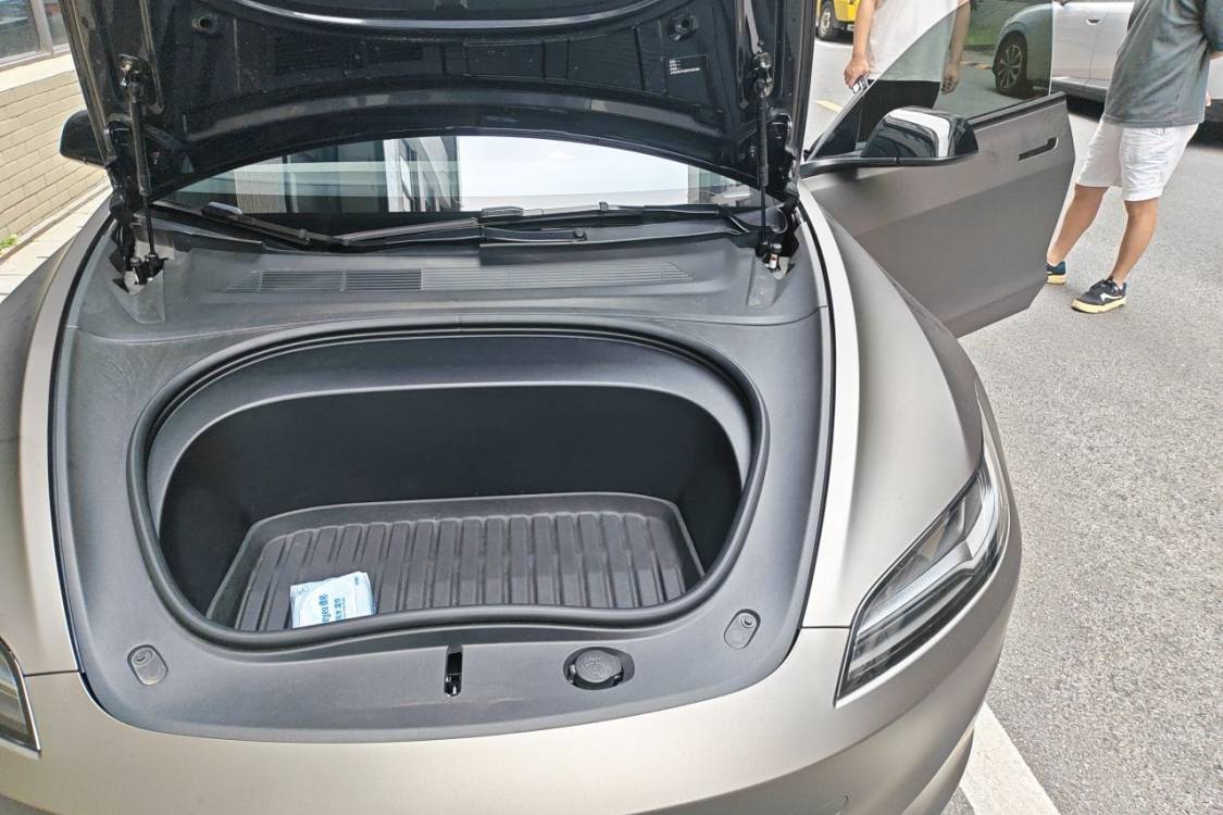 Tesla Model 3 2024 #12 Tesla Model 3 2024 car image #12