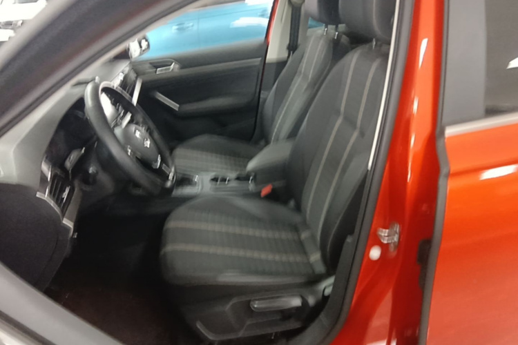 Volkswagen Lavida 2019 #15 Volkswagen Lavida 2019 car image #15
