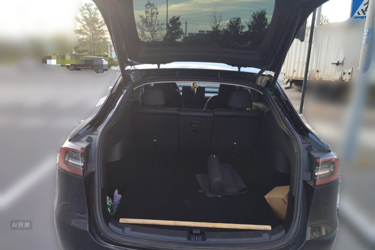 Tesla Model Y 2024 #21 Tesla Model Y 2024 immagine di auto #21