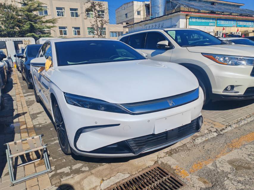BYD Han 2023 #2 BYD Han 2023 immagine di auto #2