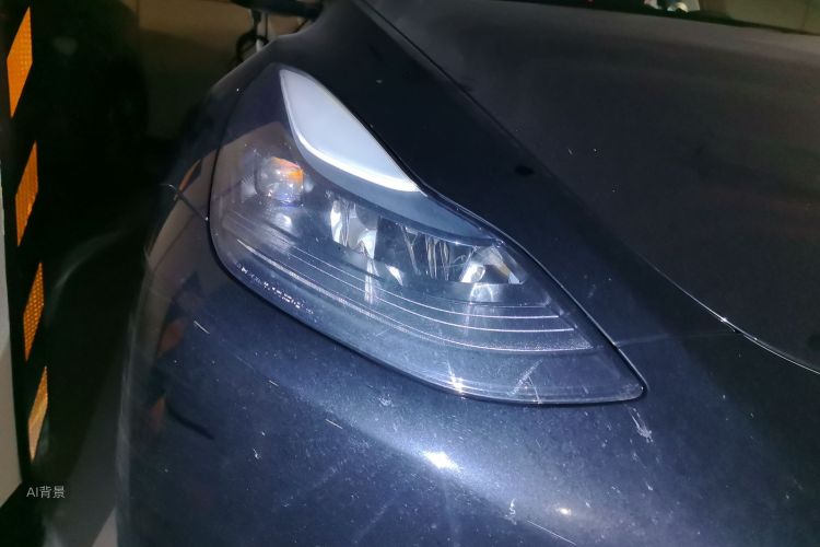 Tesla Model Y 2022 car image #8