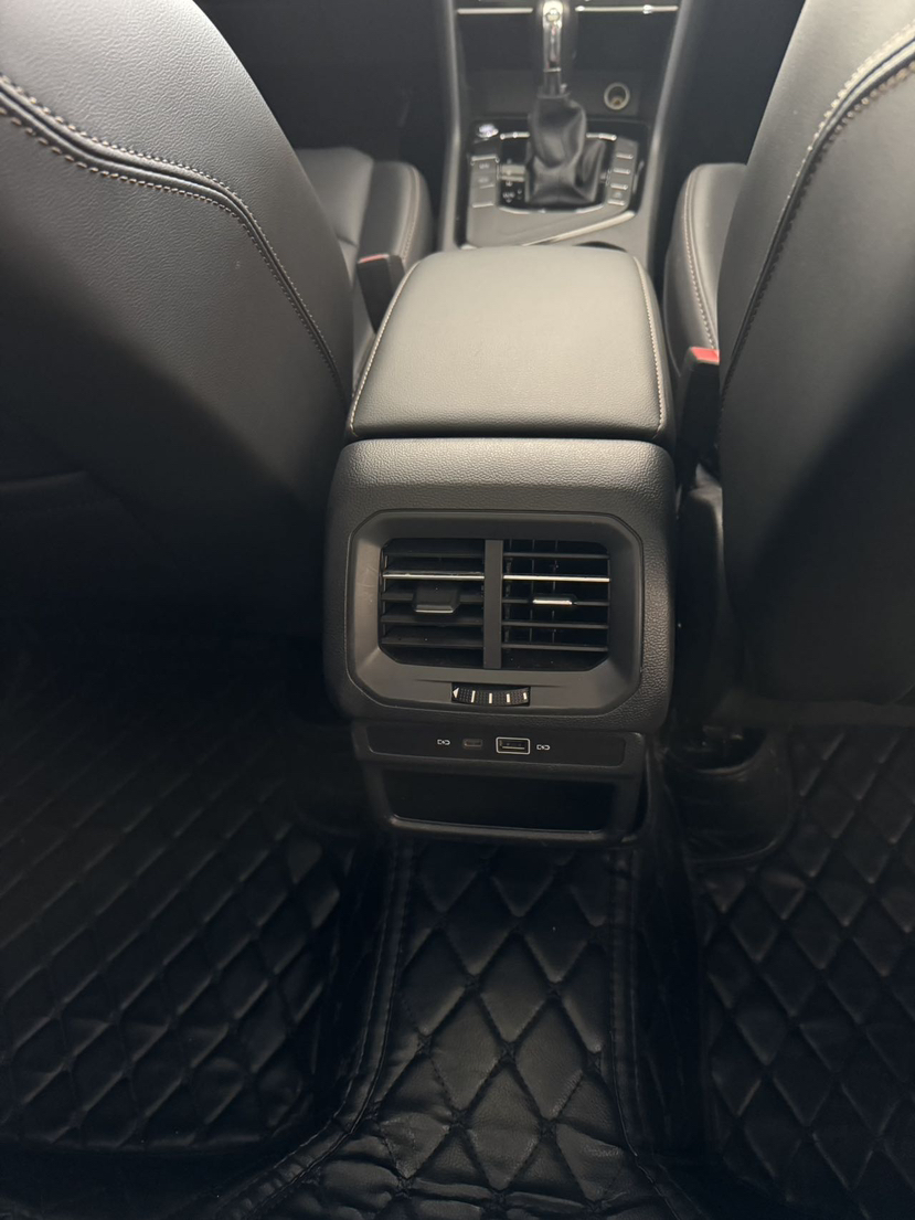 Volkswagen Tharu 2022 imagem de carro #11