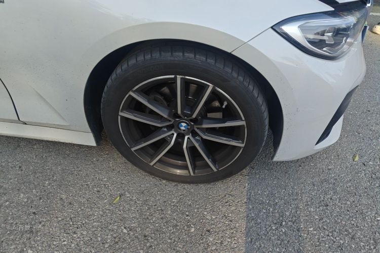 BMW 3 Series 2020 #9 BMW 3 Series 2020 car image #9