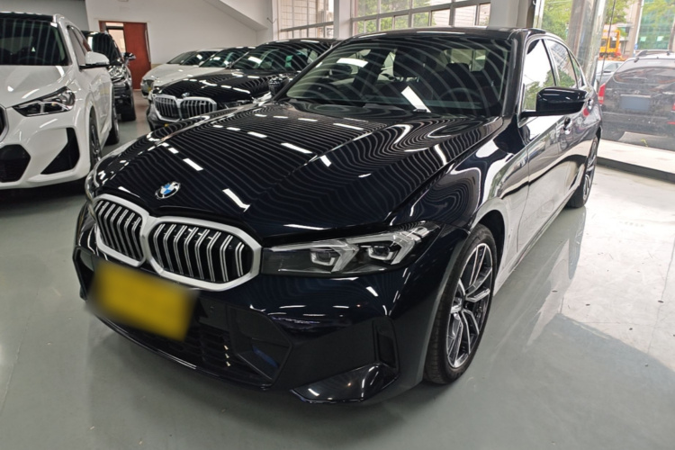BMW 3 Series 2024 #2 BMW 3 Series 2024 car image #2
