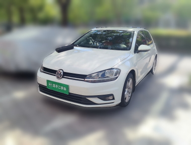 Volkswagen Golf 2018 صورة سيارة 