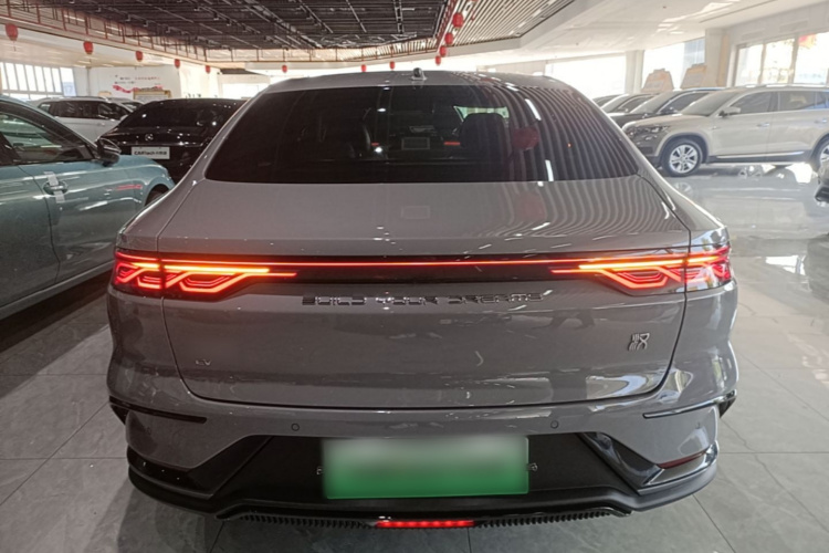 BYD Han 2024 car image #6