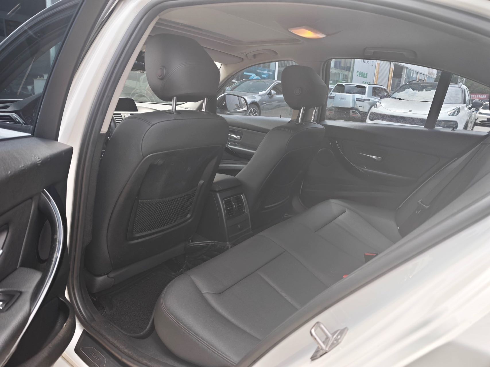 BMW 3 Series 2016 car image #6