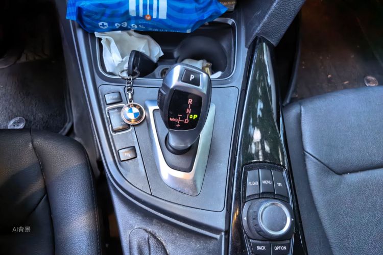 BMW 3 Series 2017 #16 BMW 3 Series 2017 car image #16