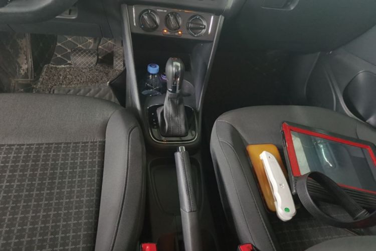 Volkswagen Polo 2018 #14 Volkswagen Polo 2018 car image #14