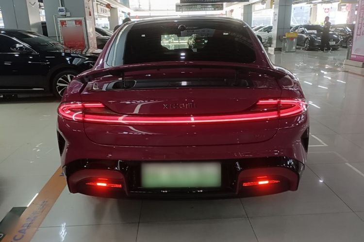 MI SU7 2025 car image #4