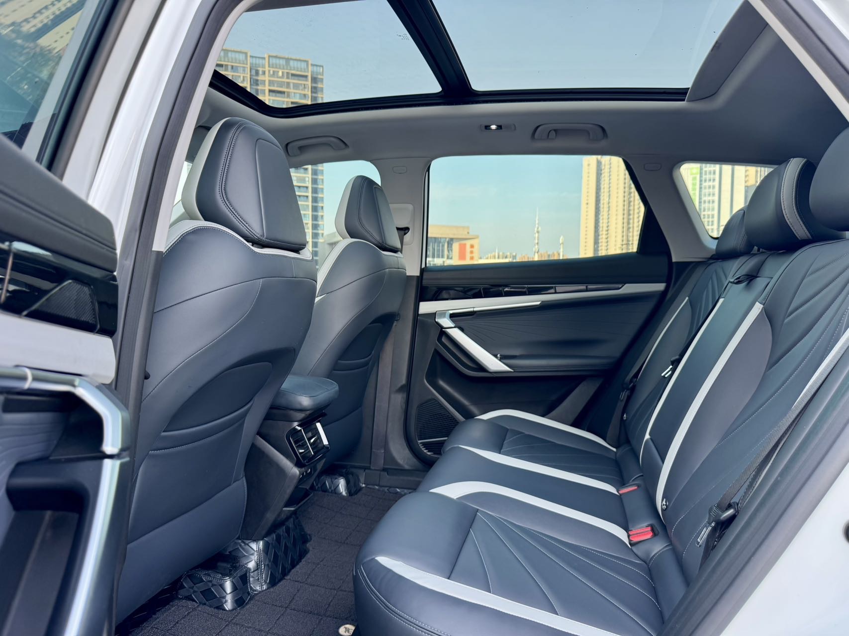 GEELY Boyue L 2023 #5 GEELY Boyue L 2023 immagine di auto #5