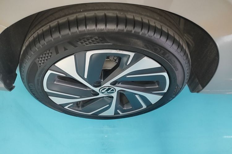 Volkswagen Bora 2023 car image #10