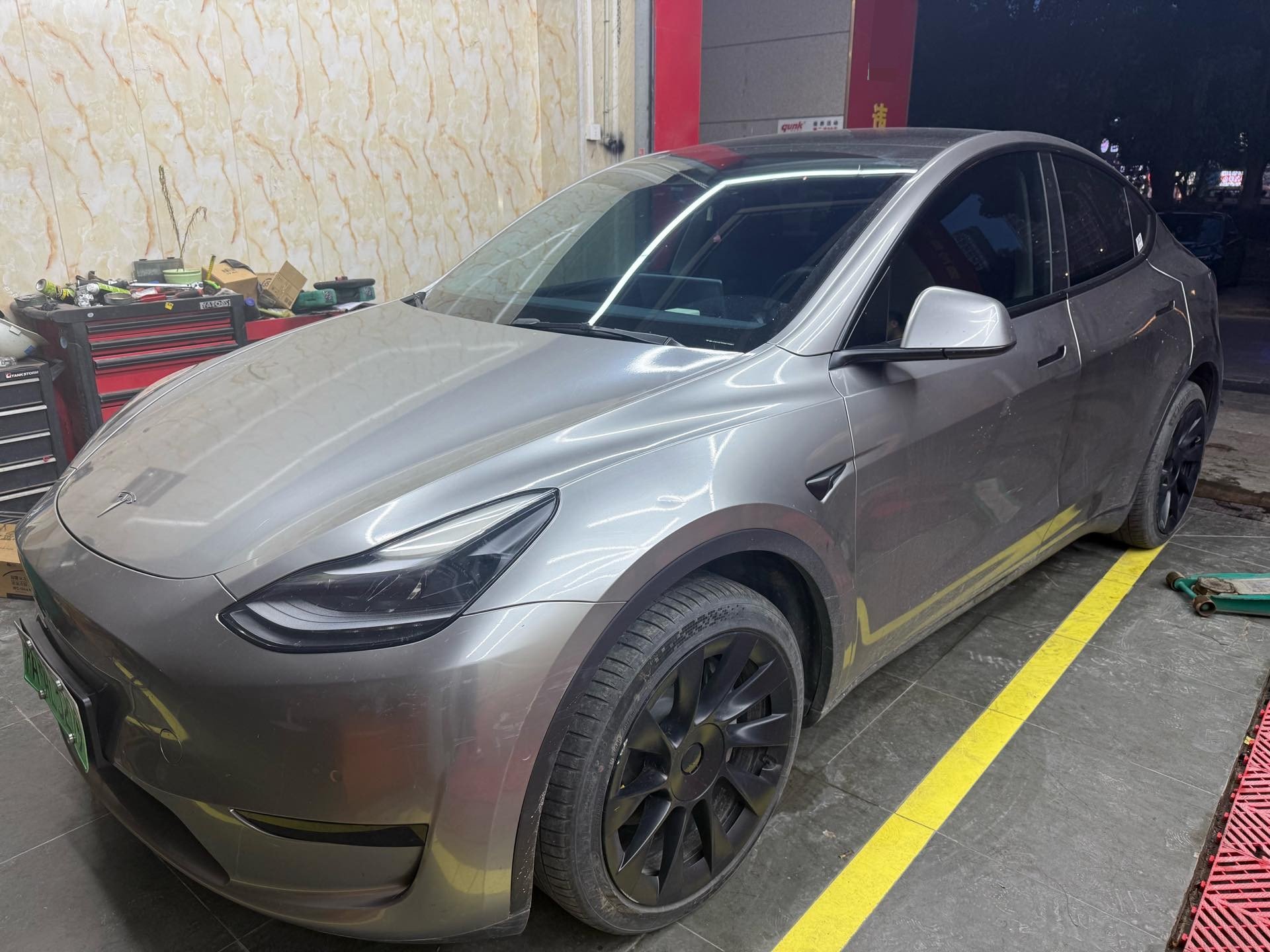 Tesla Model Y 2022 Tesla Model Y 2022 car image
