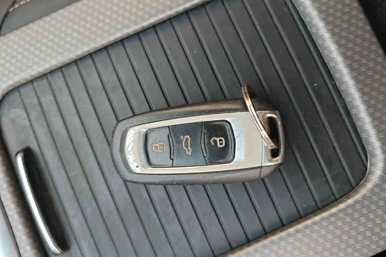 GEELY Emgrand GS 2018 car image #9
