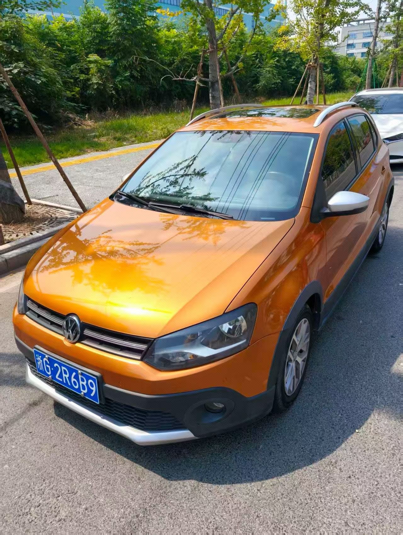 Volkswagen Polo 2018 car image 