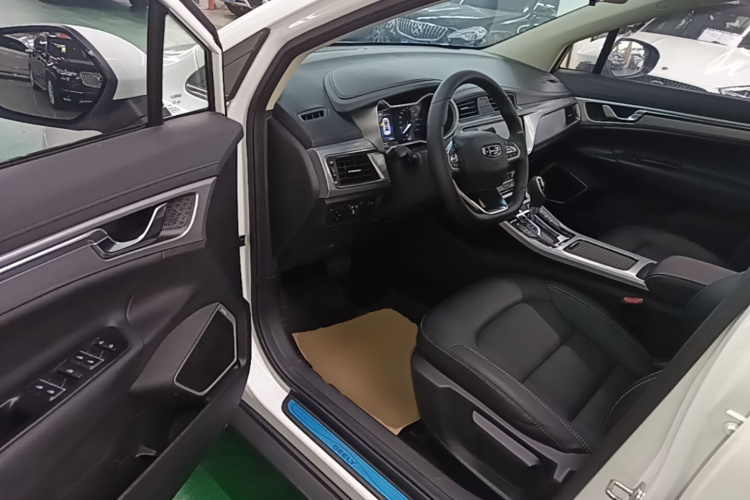 GEELY Emgrand GS 2019 #16 GEELY Emgrand GS 2019 car image #16