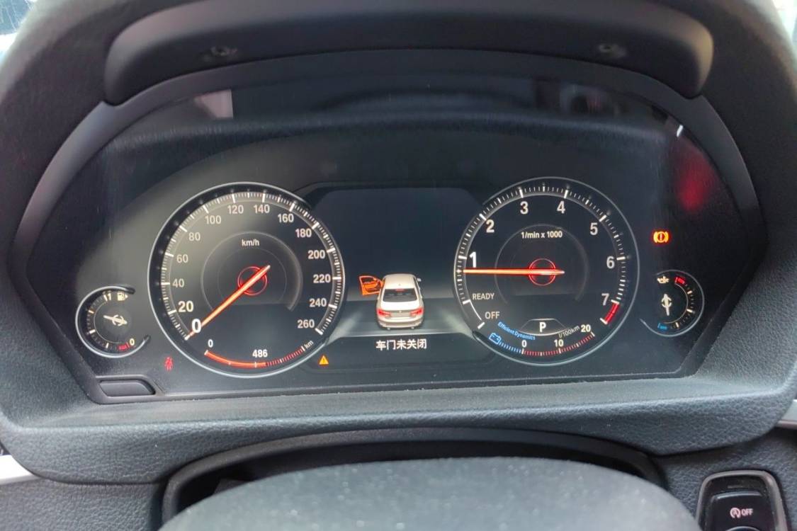 BMW 3 Series 2018 car image #26