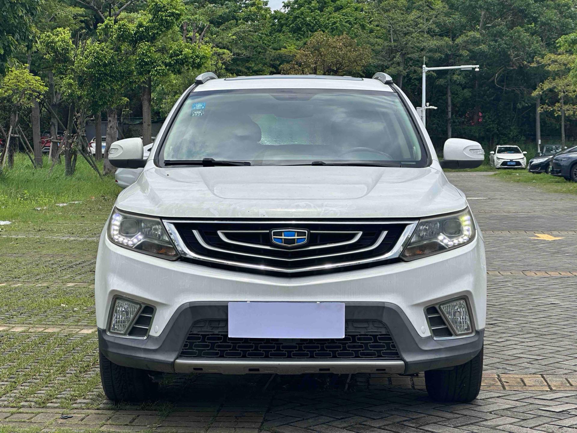 GEELY Vision X6 2017 #2 GEELY Vision X6 2017 car image #2