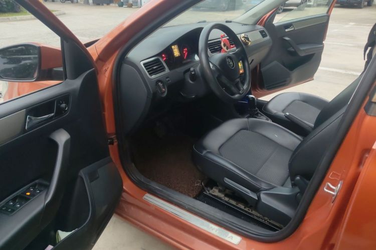 Volkswagen Santana 2016 #13 Volkswagen Santana 2016 car image #13