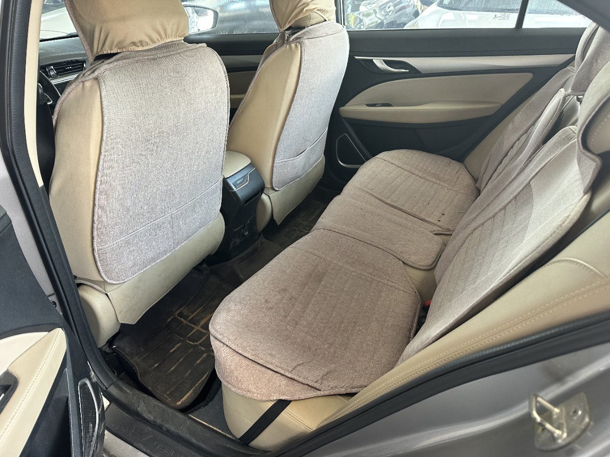 GEELY Emgrand 2019 #7 GEELY Emgrand 2019 car image #7
