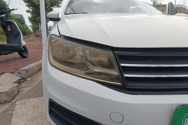 Volkswagen Santana 2017 car image #8