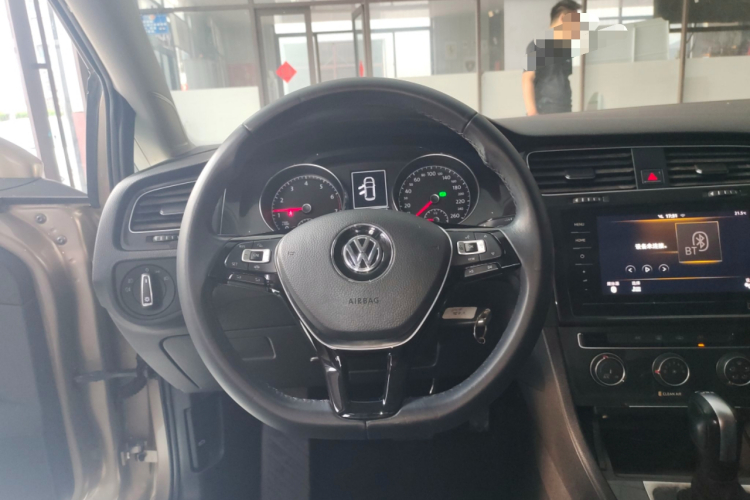 Volkswagen Golf 2020 изображение автомобиля #11