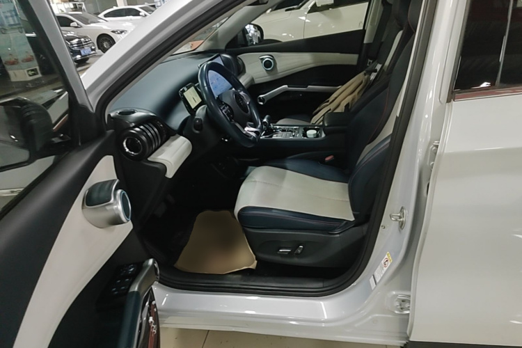 BYD Yuan Plus 2023 #15 BYD Yuan Plus 2023 car image #15