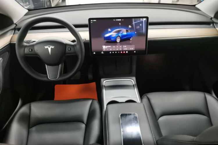 Tesla Model Y 2022 #11 Tesla Model Y 2022 car image #11