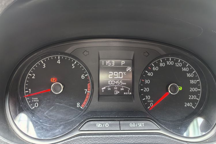 Volkswagen Polo 2019 car image #12