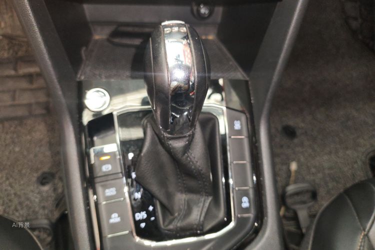 Volkswagen Tharu 2019 immagine di auto #16