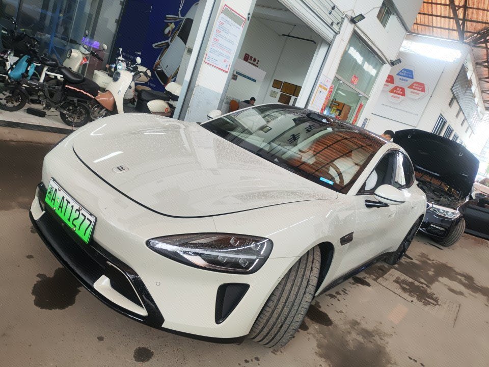 MI SU7 2025 car image 