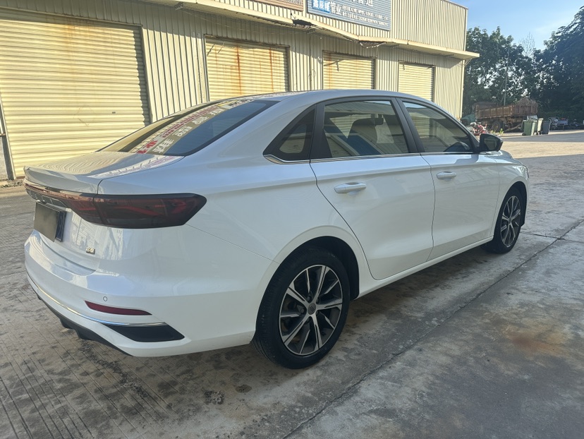 GEELY Emgrand 2021 #9 GEELY Emgrand 2021 car image #9