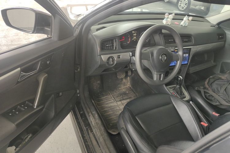 Volkswagen Lavida 2017 car image #16