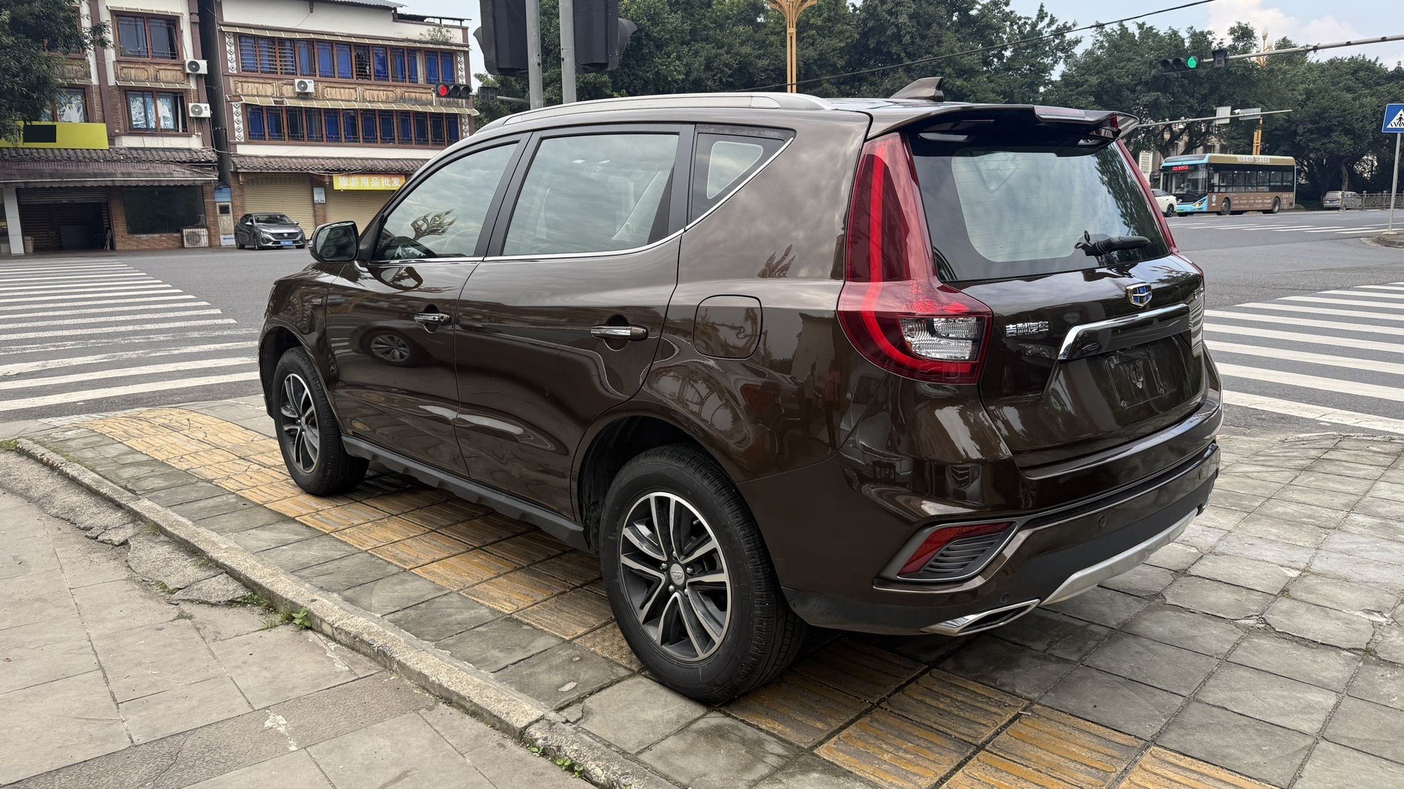 GEELY Vision X6 2019 car image #6