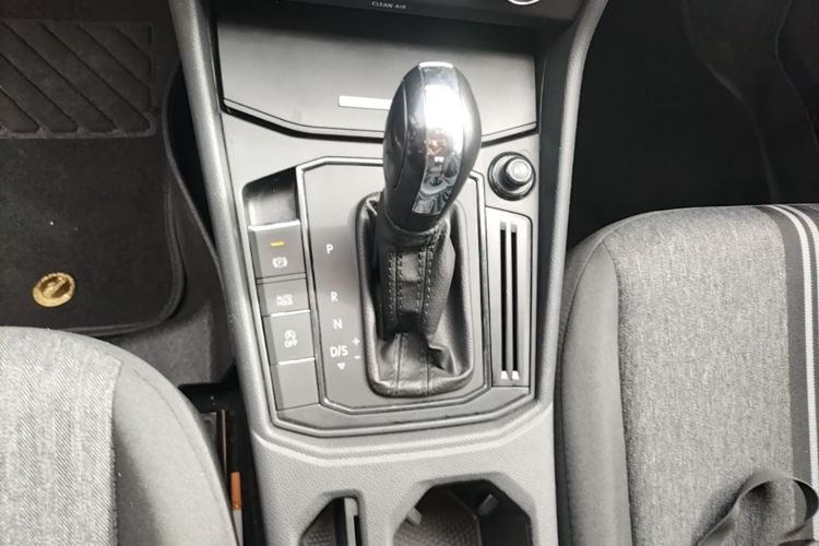 Volkswagen Lavida 2021 car image #14