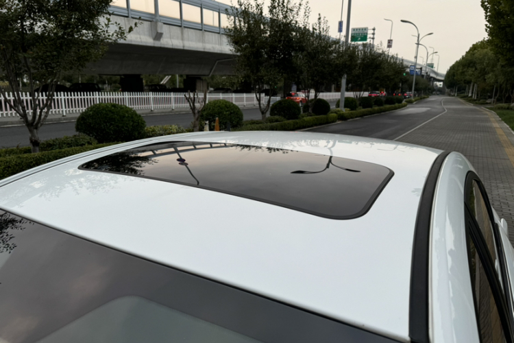 GEELY Emgrand 2021 #24 GEELY Emgrand 2021 imagem de carro #24